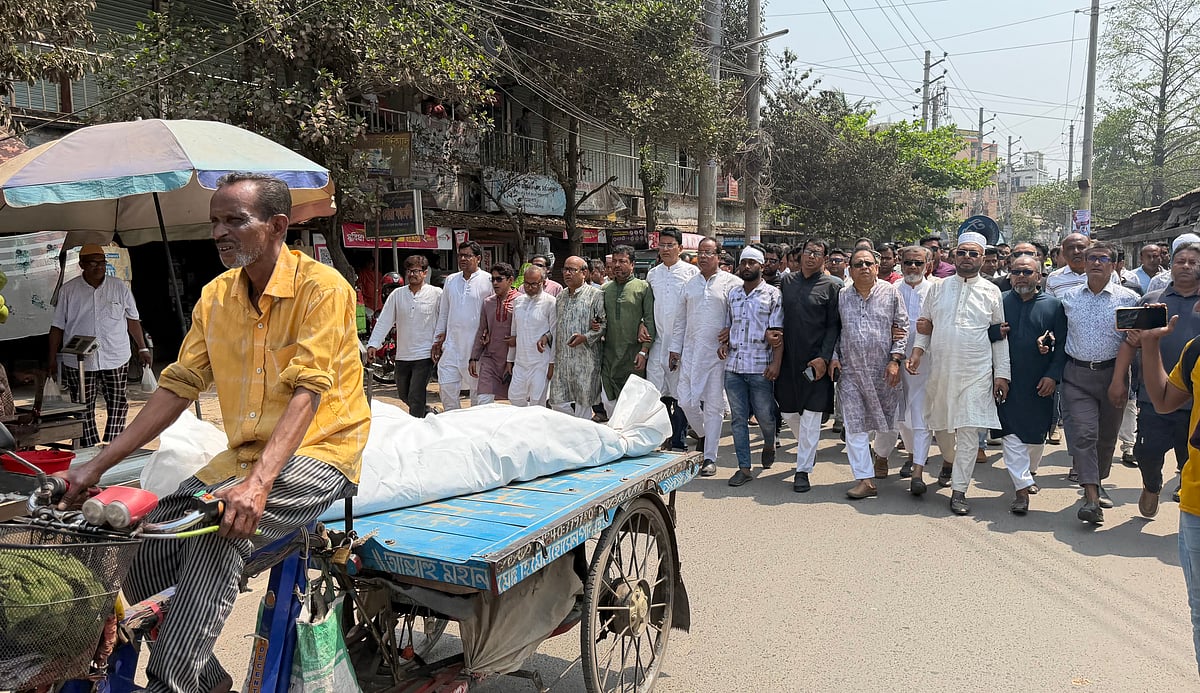 ঝিনাইদহে জামায়াত-বিএনপি সংঘর্ষে নিহত কৃষক দল নেতার লাশ নিয়ে বিক্ষোভ; জামায়াতের দাবি, ‘মৃত্যু স্ট্রোকে’
