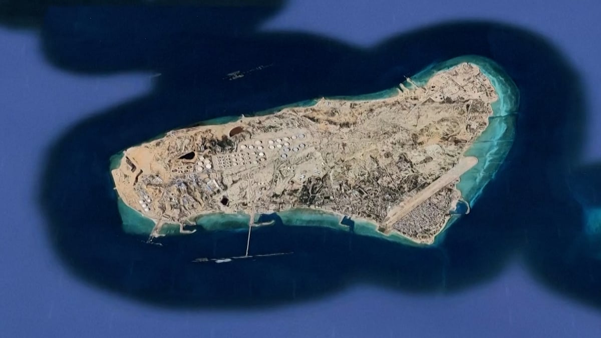 ইরানের খারগ দ্বীপে মার্কিন হামলা: জ্বালানি–সংকটের মুখে বিশ্ব?