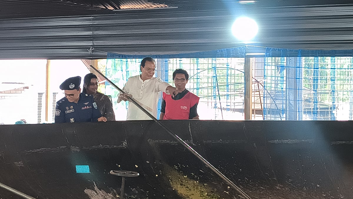 কুড়িগ্রামে বিদ্যানন্দের বড় কড়াই উদ্বোধন ত্রাণমন্ত্রীর, একসঙ্গে লাখ মানুষের রান্না হবে