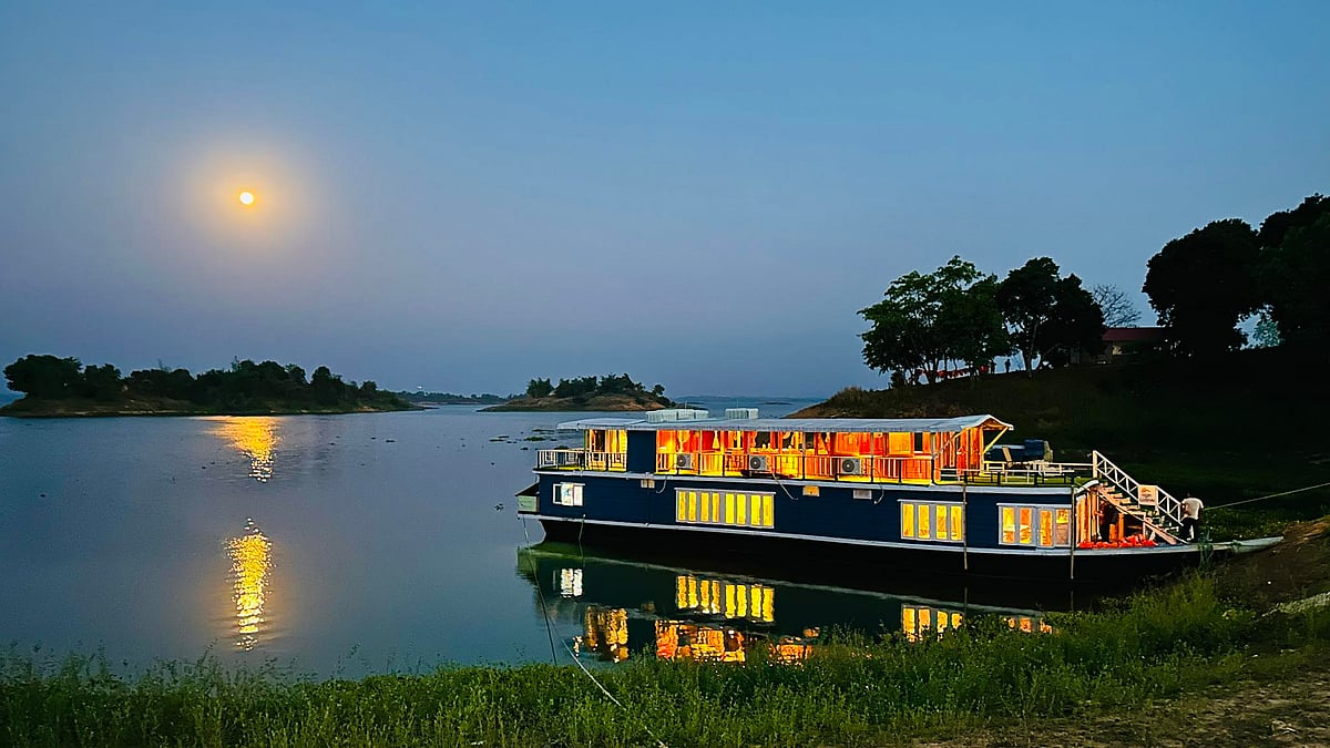 ছবি: লুসাইয়ের সৌজন্যে