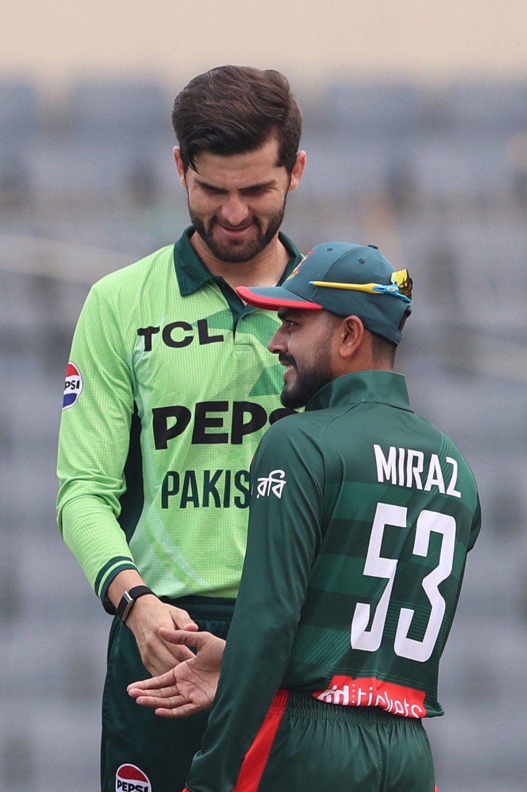 রিজওয়ান বোল্ড, তিন ওভারে ৩ উইকেট নেই পাকিস্তানের