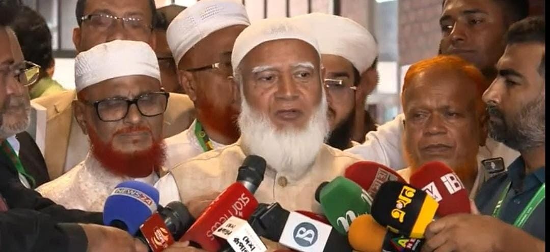 সংবিধান সংস্কার পরিষদ বিষয়ে 
সংসদে সমাধান না হলে রাজপথে নামবে বিরোধী দল: শফিকুর