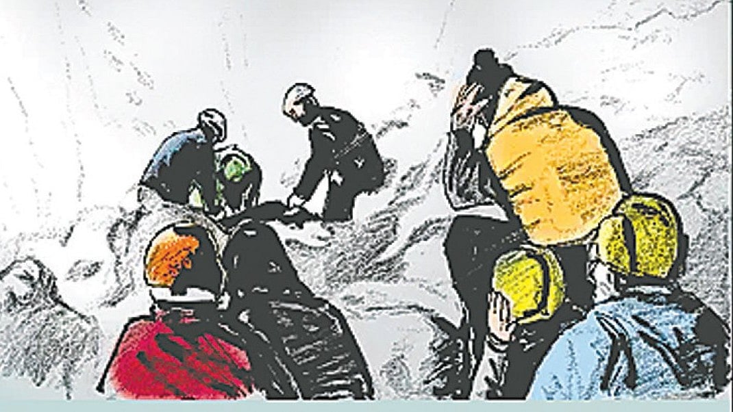 তুষারধসে চাপা পড়ার ৪০ মিনিট পরও অক্ষত কিশোর