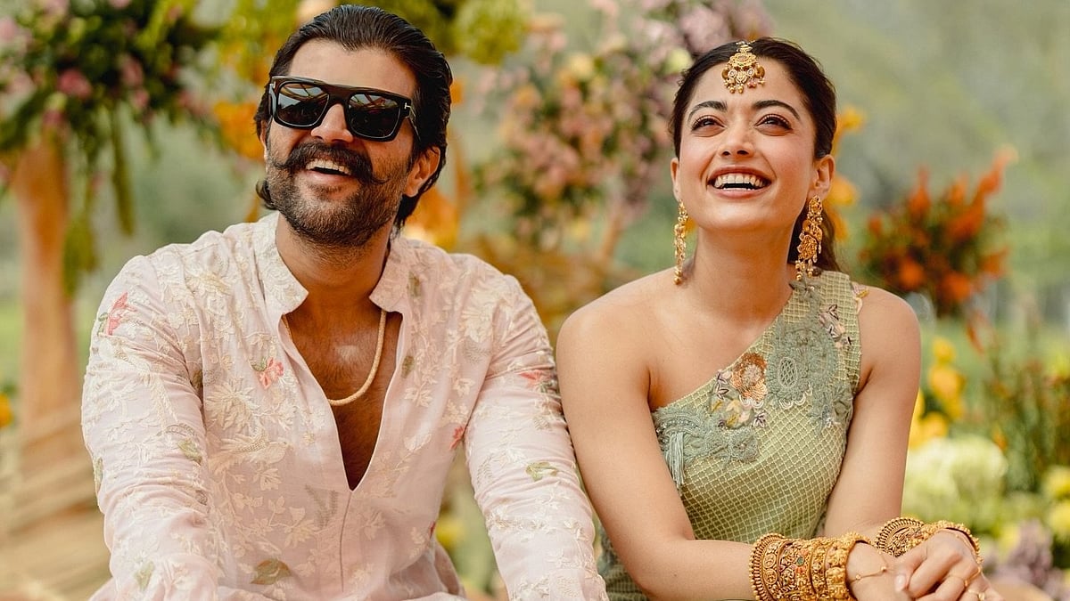 রঙে ভেজা গায়েহলুদ, রাশমিকা– বিজয়ের বিয়ের নতুন ছবি