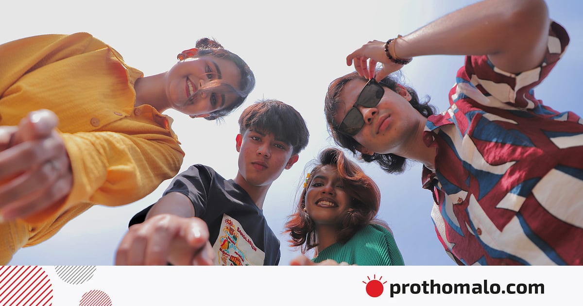 ঈদে টিনএজারদের পোশাকের রং ও কাট ঈদে টিনএজারদের পোশাকের রং ও কাট