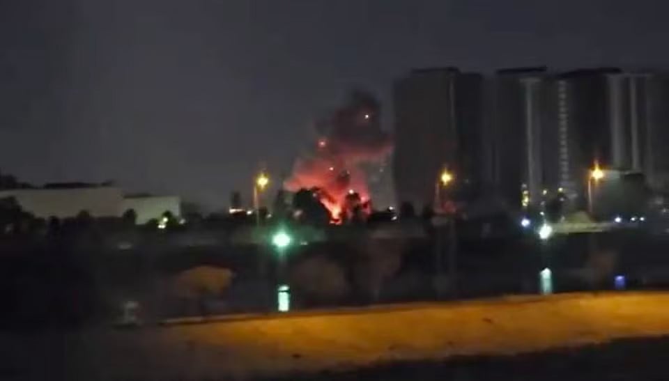 ইরান যুদ্ধে যুক্তরাজ্যের ভূমিকায় ক্ষুব্ধ ও বিস্মিত ট্রাম্প, হতাশ অন্য মিত্রদের নিয়ে