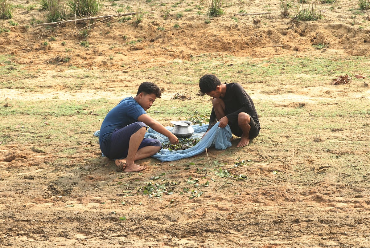 একঝলক (১৭ মার্চ ২০২৬)