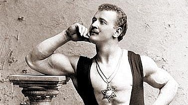 স্যান্ডো গেঞ্জি কোথা থেকে এল, দেখুন ৮ মজার তথ্য