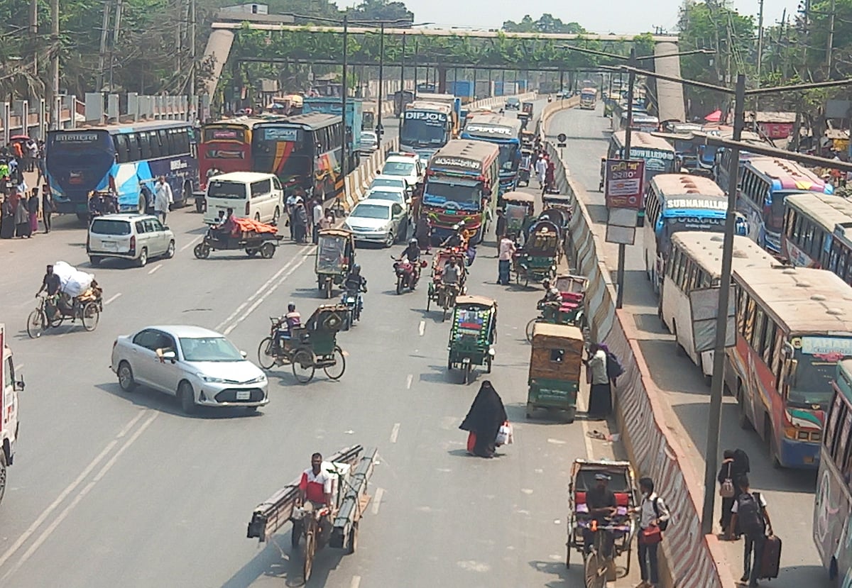 পাঁচ কারণে ঈদযাত্রায় সাভারের মহাসড়কে ভোগান্তির শঙ্কা