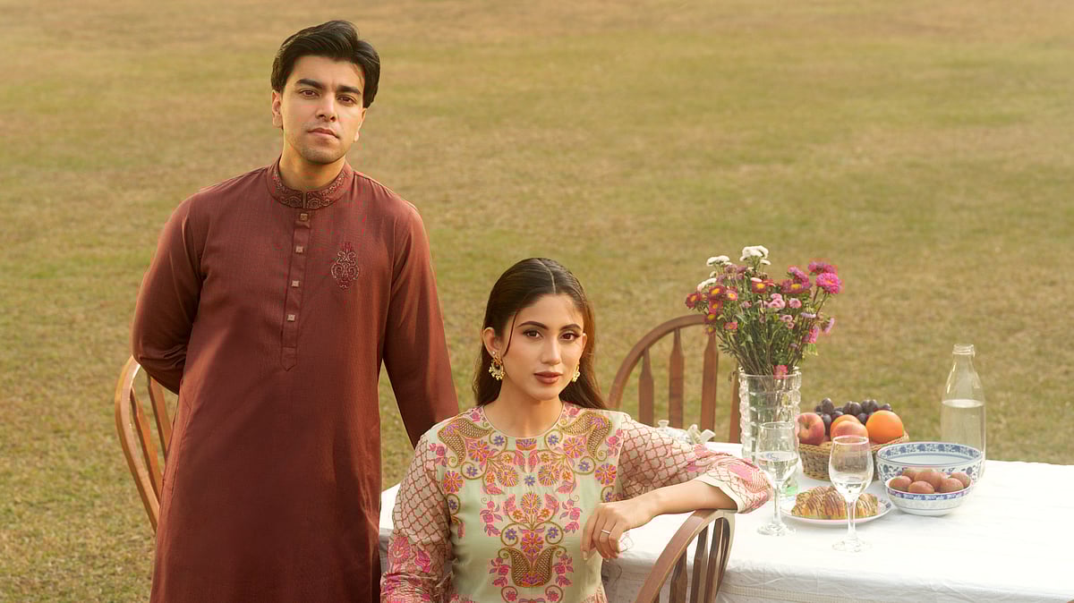 ঈদের আয়োজনে মেহেদি উৎসব আর পোশাক কেনাকাটা