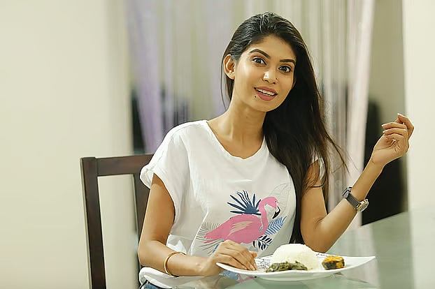 গরমে সুস্থ থাকতে কী করবেন না, খাবেন কী