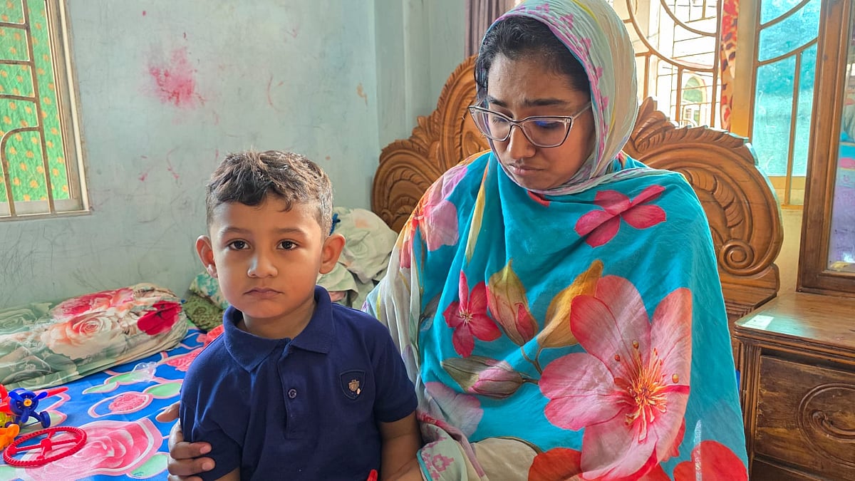 বাবা ছাড়া দুই শিশুসন্তানের কষ্টের ঈদ