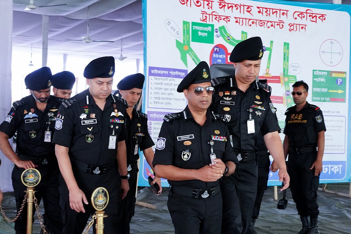 বাস টার্মিনাল, রেলস্টেশন, লঞ্চঘাট ও ফেরিঘাটে র‍্যাবের বিশেষ নিরাপত্তাব্যবস্থা