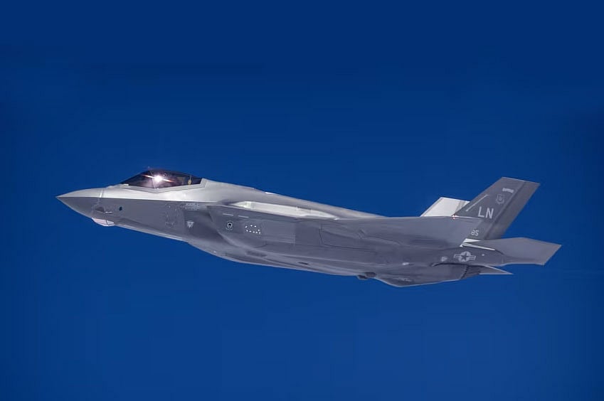 ইরানের হামলায় মার্কিন সর্বাধুনিক এফ-৩৫ যুদ্ধবিমান ক্ষতিগ্রস্ত