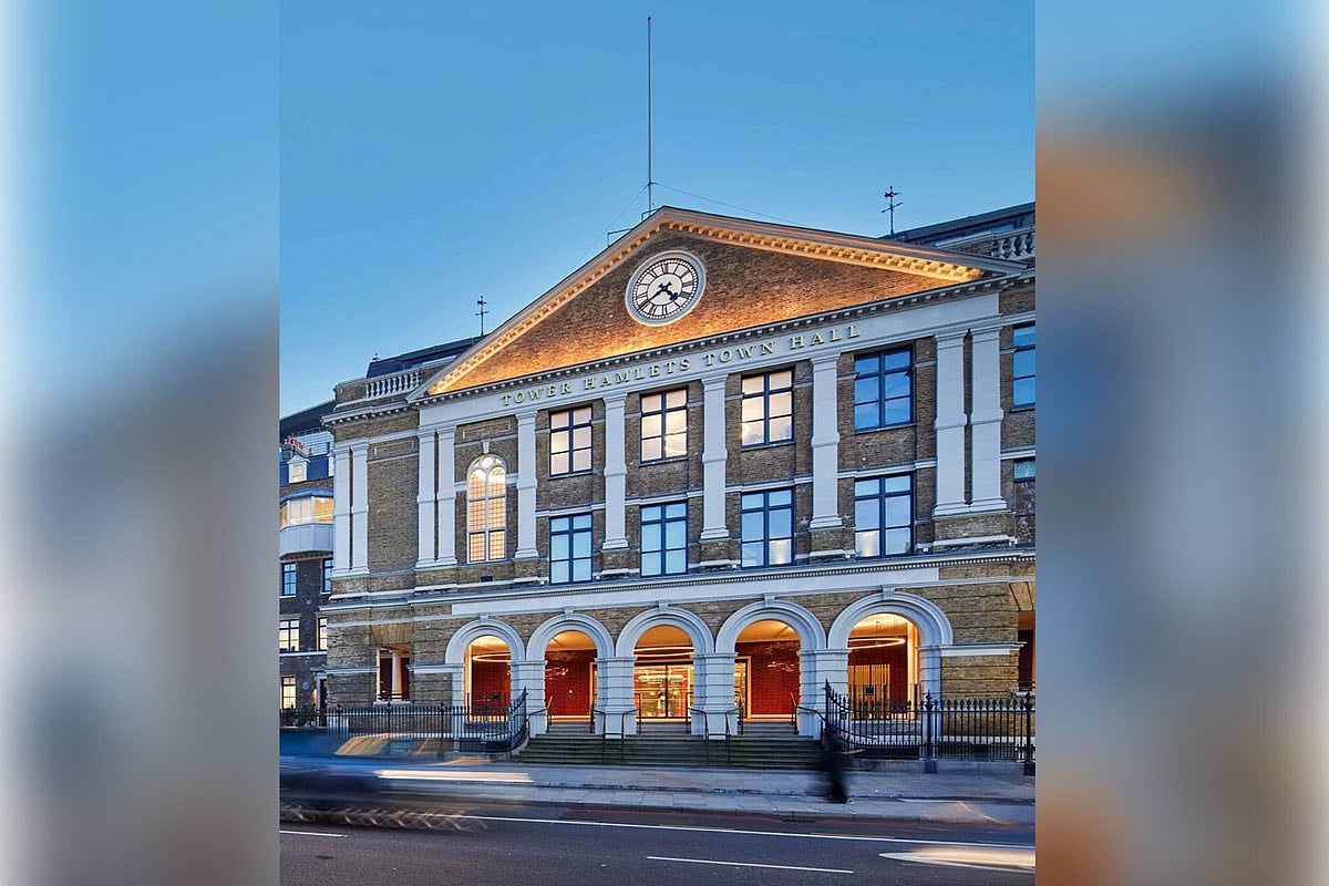 টাওয়ার হ্যামলেটসে ভোটের আগে মেয়র লুৎফুর রহমানের ওপর বাড়তি চাপ