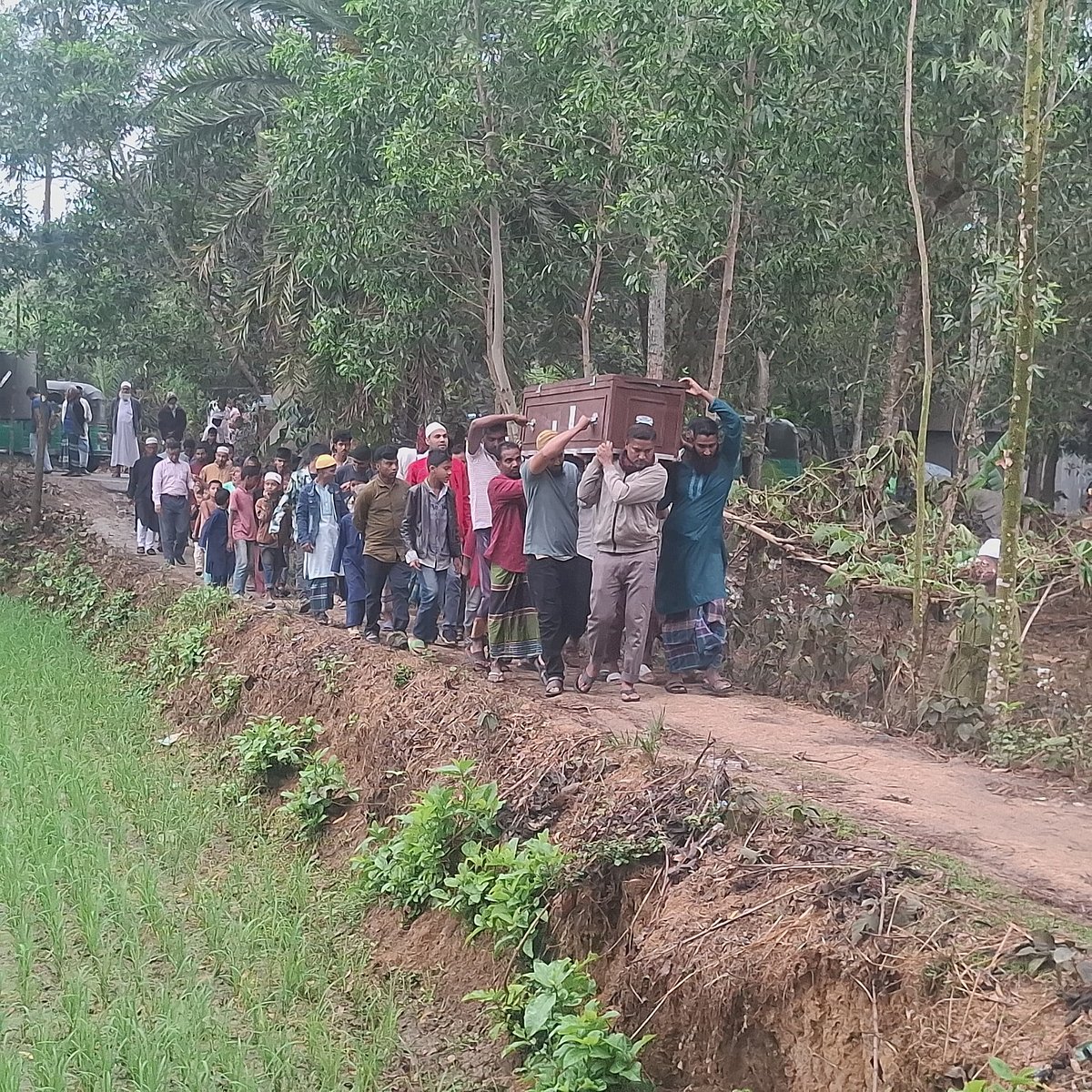 সৌদিতে ক্ষেপণাস্ত্র হামলায় নিহত মোশারফের লাশ ১২ দিন পর এল দেশে
