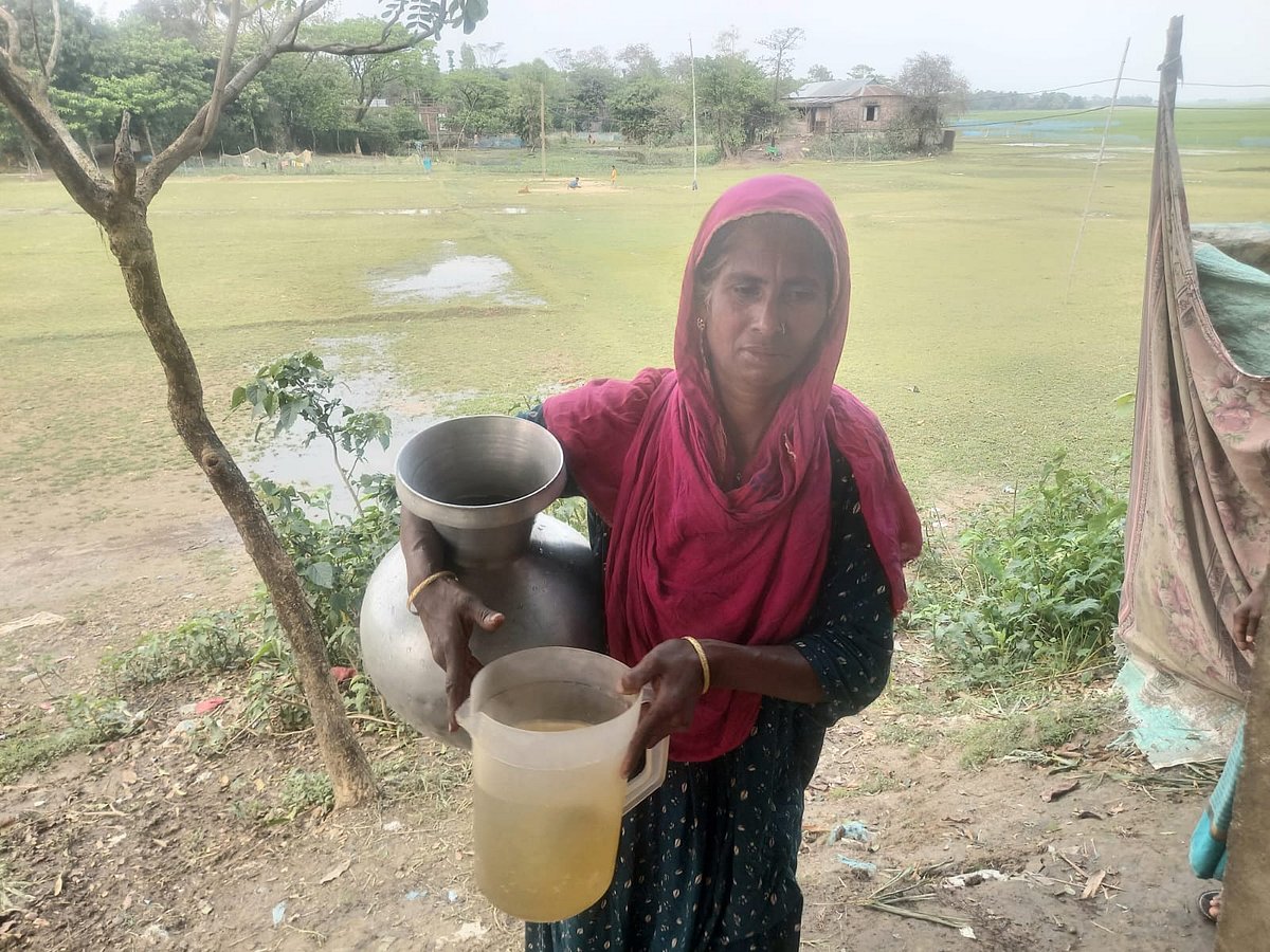 পানির মাঝে থেকেও পানির জন্য কষ্ট হাওরের রমিলা বেগমদের