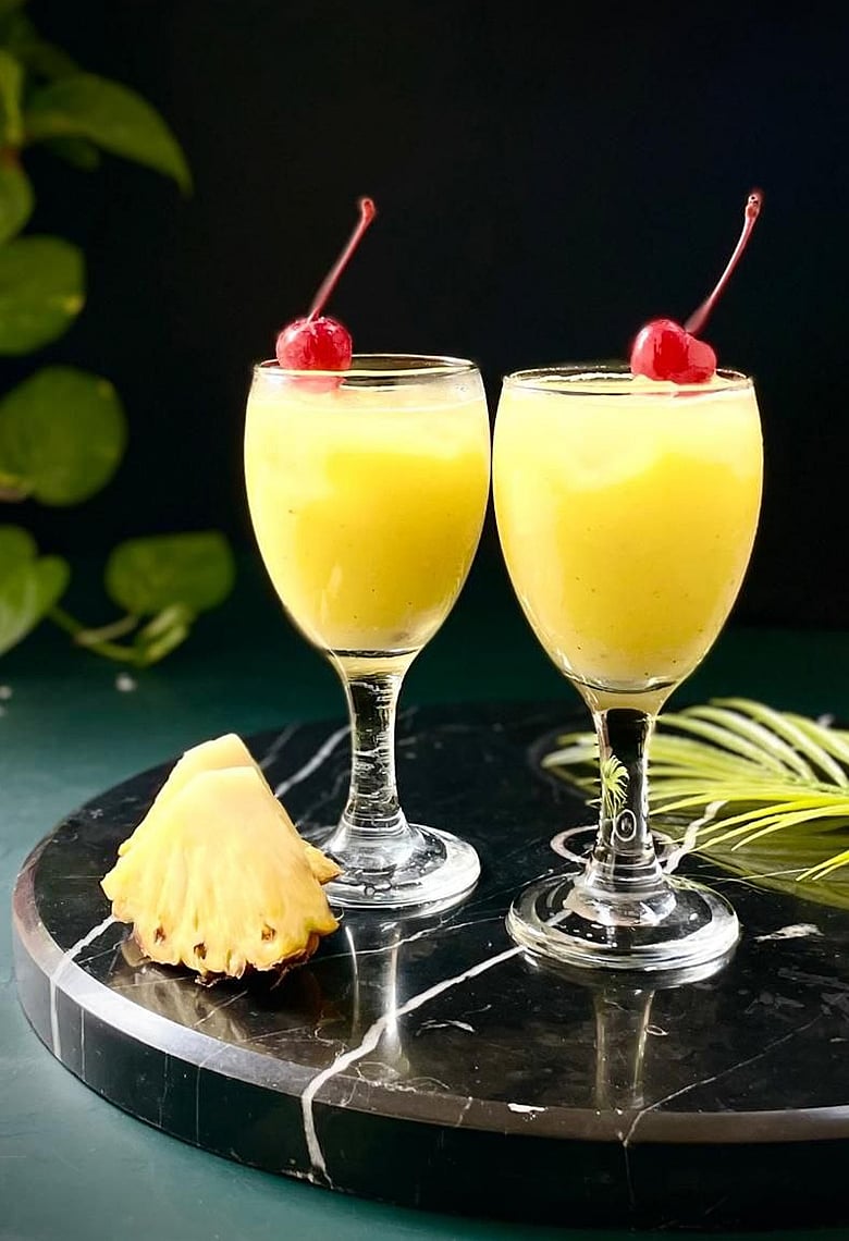 ঈদের ভোজ শেষে স্বস্তি দেবে ডাব-আনারসের পিনইয়া কোলাডা