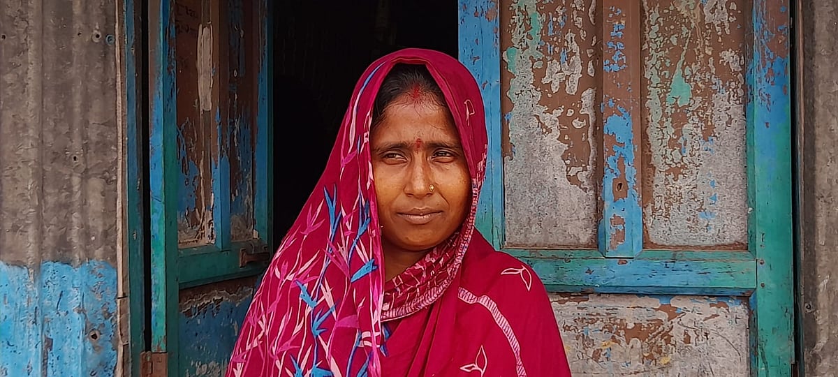 বর্ষায় জলাবদ্ধতা ও শুকনা মৌসুমে পানি না থাকার কষ্ট ববিতাদের