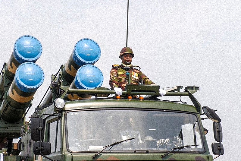 জাতীয় দিবসের কুচকাওয়াজে প্যারেড গ্রাউন্ডে ভারী যুদ্ধাস্ত্রের মহড়া