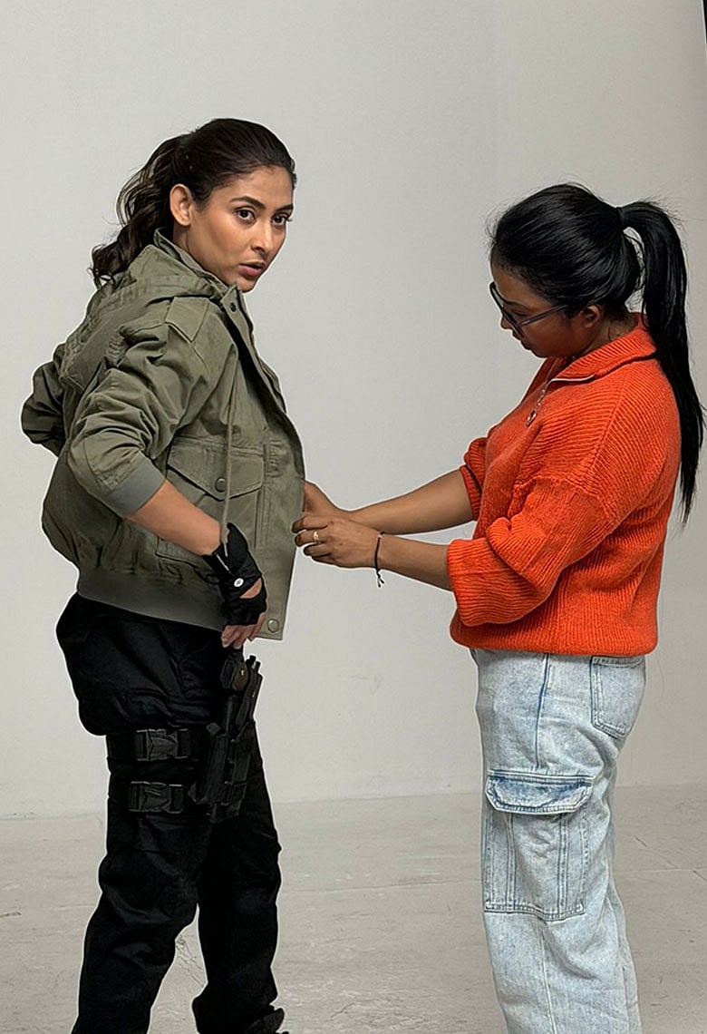 এক্সপেরিমেন্টাল লুকে বদলে যাচ্ছে গল্প বলার ধরন: ফারজানা এনি