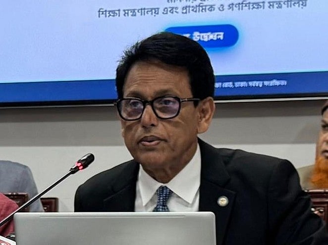 ১৮০ দিনের মধ্যে প্রতি উপজেলায় দুই লাখের বেশি শিক্ষার্থীকে বিনা মূল্যে স্কুল ড্রেস দেওয়া হবে