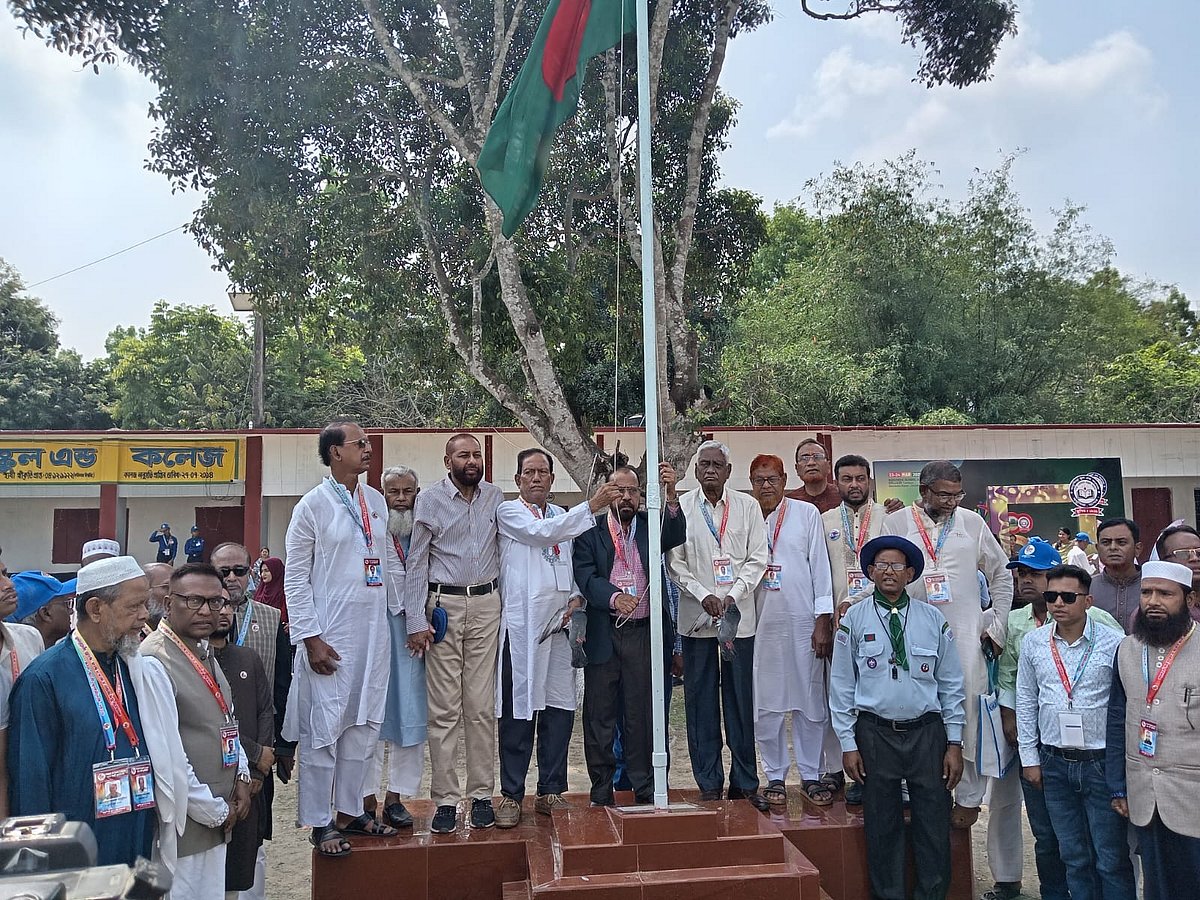 আড্ডা-স্মৃতিচারণায় মুখর যশোরের বসুন্দিয়া স্কুল অ্যান্ড কলেজের শতবর্ষ উৎসব
