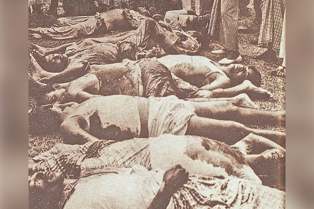 গণহত্যার বিভীষিকাময় সেই কালরাত আজ