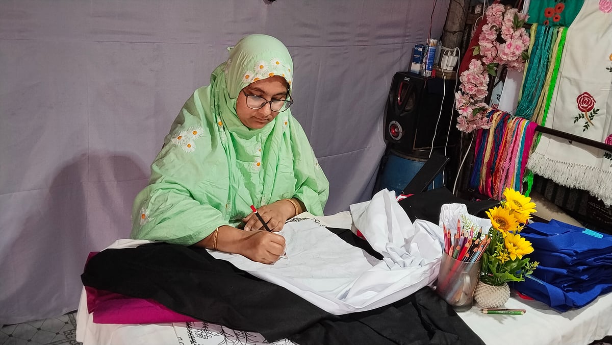 এক পাঞ্জাবি দিয়ে শুরু সানজিদার, এখন কয়েক লাখ টাকার ব্যবসা