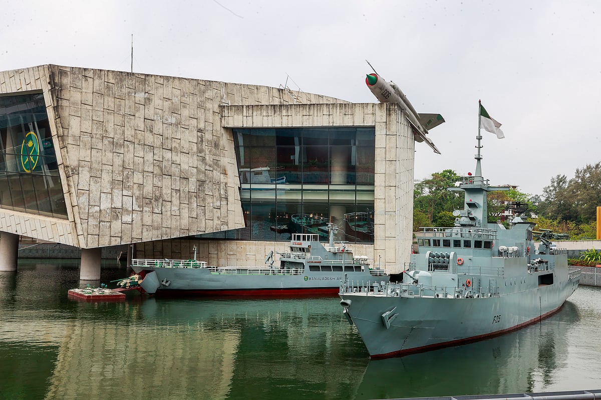 মুক্তিযুদ্ধের সামরিক স্মারকের অনন্য প্রদর্শনী