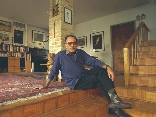 ইরানে বিমান হামলায় চলচ্চিত্রকার আব্বাস কিয়ারোস্তামির বাড়ি ক্ষতিগ্রস্ত