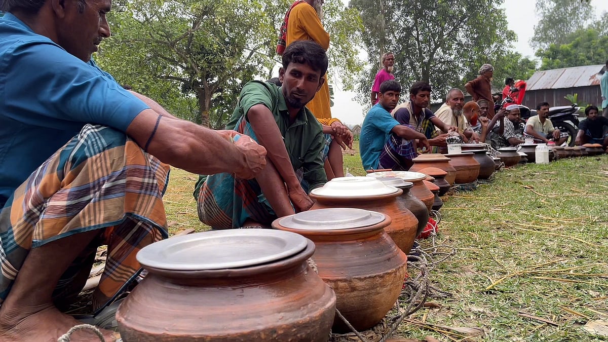 শত বছরের ঐতিহ্য—জামালপুরের মহিষের টক দই, বীজ ছাড়াই জমে যায়!