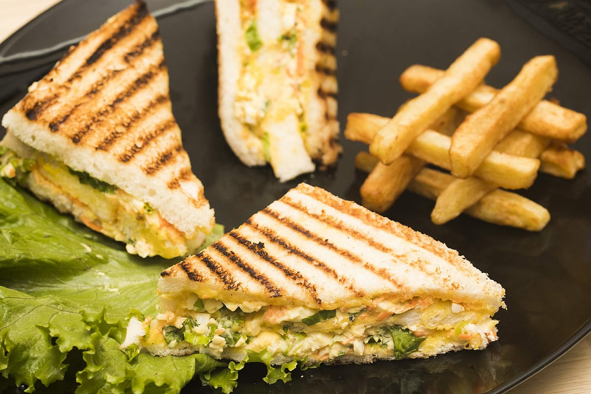 এগ ক্লাব স্যান্ডউইচের রেসিপি