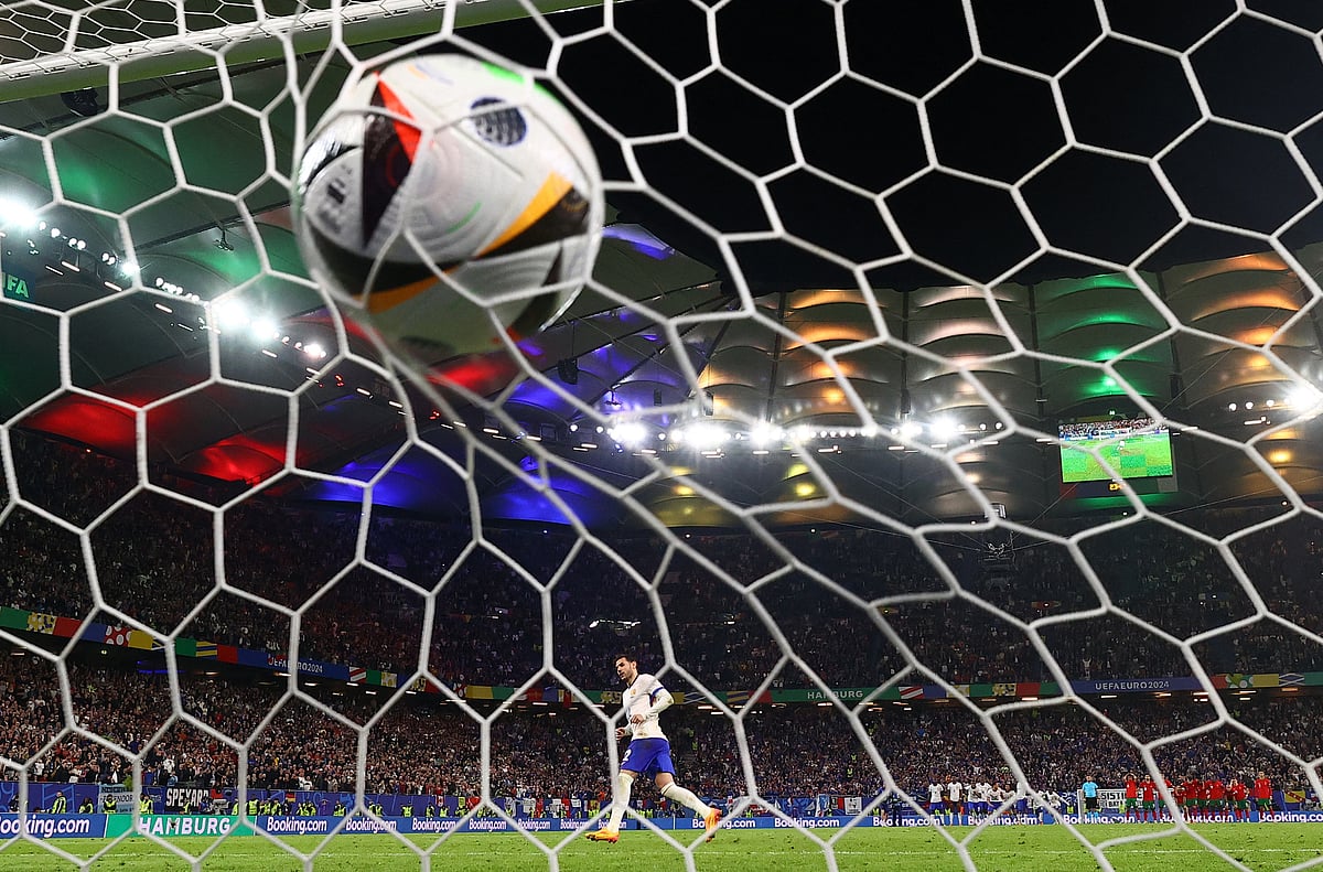 এক ‘স্মার্ট বলে’ই হয়ে যাবে ভিএআরের কাজ