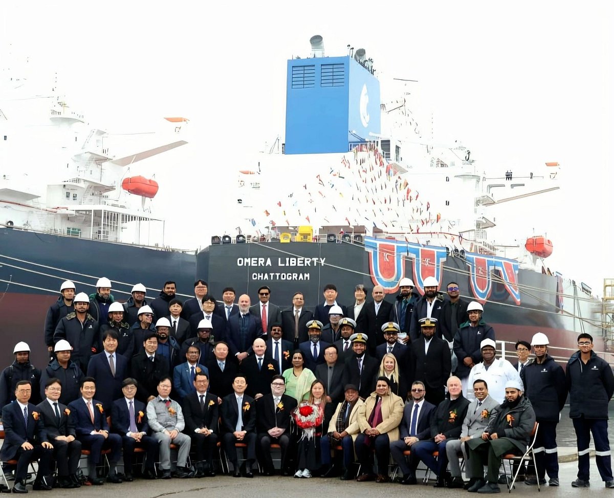 সমুদ্রপথে লাল–সবুজ পতাকাবাহী সর্ববৃহৎ ট্যাংকার নামাল এমজেএল