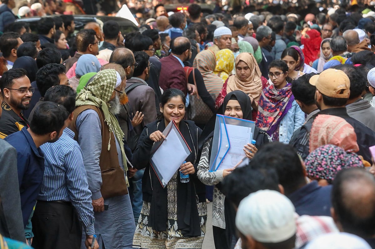 জাহাঙ্গীরনগর বিশ্ববিদ্যালয়ে দ্বিতীয় ধাপ শেষেও ফাঁকা ৭০৪ আসন, সশরীর উপস্থিত হয়ে আবেদনের ডাক