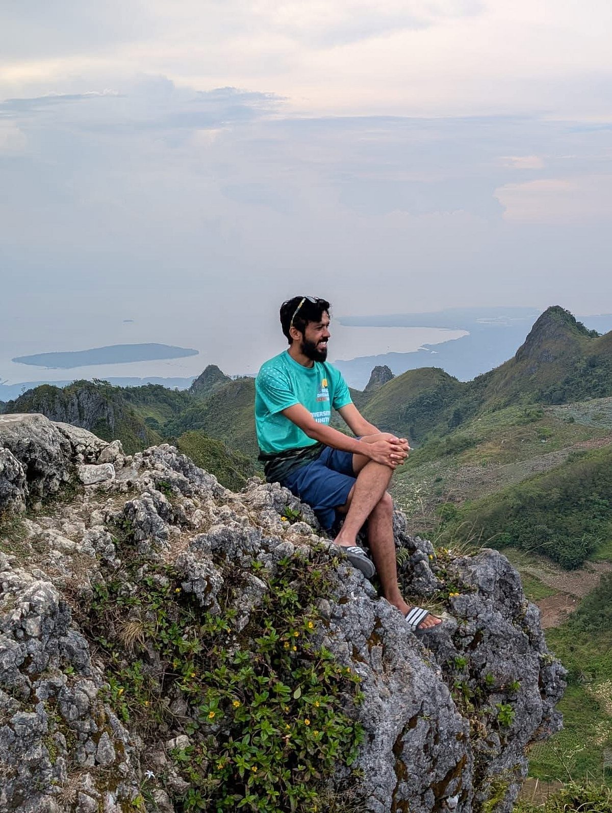 ফিলিপাইন ভ্রমণে যাচ্ছেন? আপনার জন্য ১০ পরামর্শ