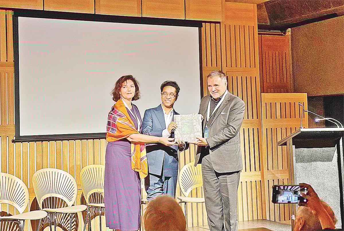 রফিক আজমের স্থাপত্যগাথার জয়গান