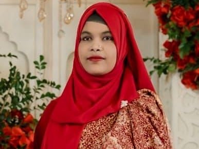 চট্টগ্রামে ঘরের সিলিংয়ে ঝুলছিল গৃহবধূর লাশ, স্বামী আটক