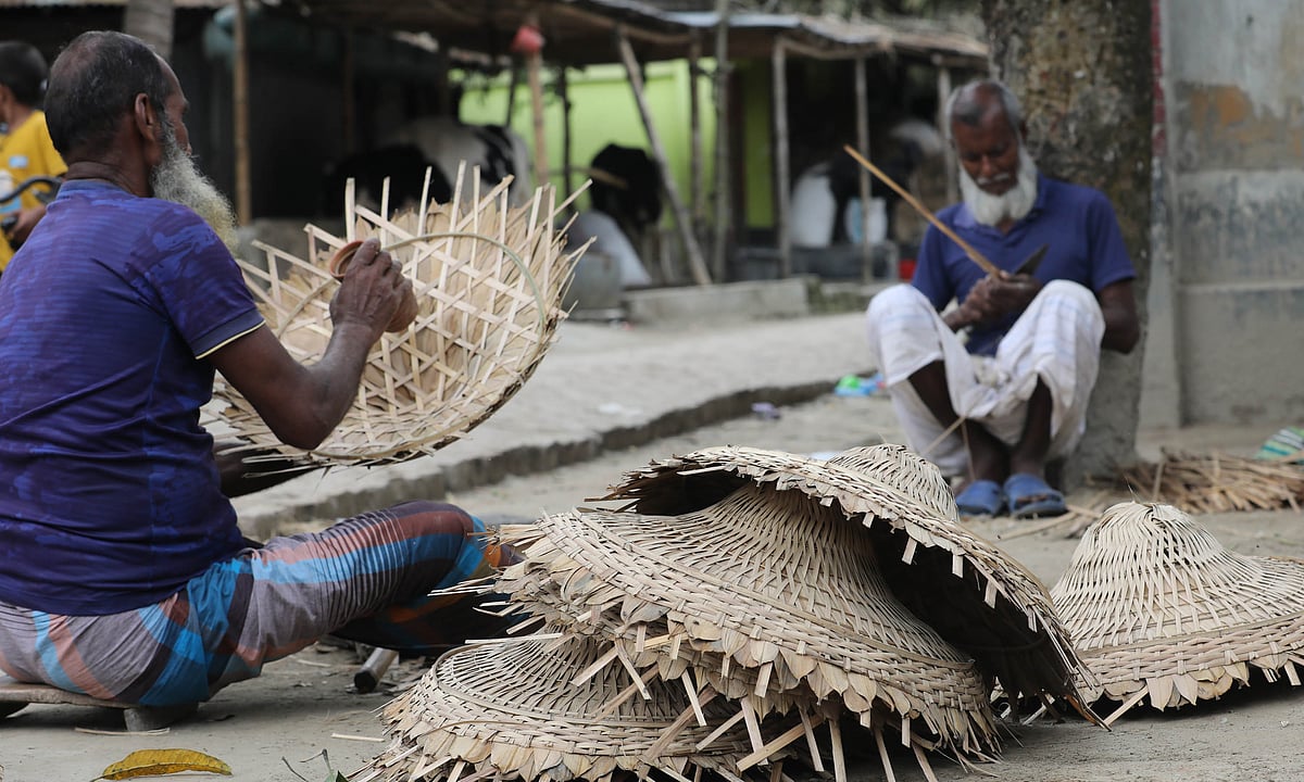 গ্রামবাংলার ঐতিহ্যবাহী মাথাল