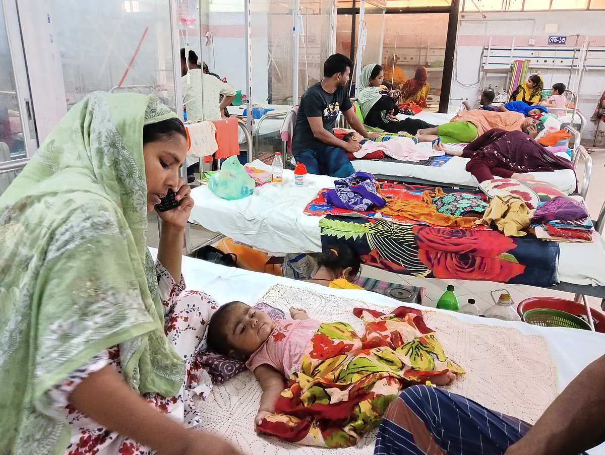 রাজশাহীতে হামের উপসর্গে আরেক শিশুর মৃত্যু, হাসপাতালে ভর্তি হচ্ছেন বয়স্করাও