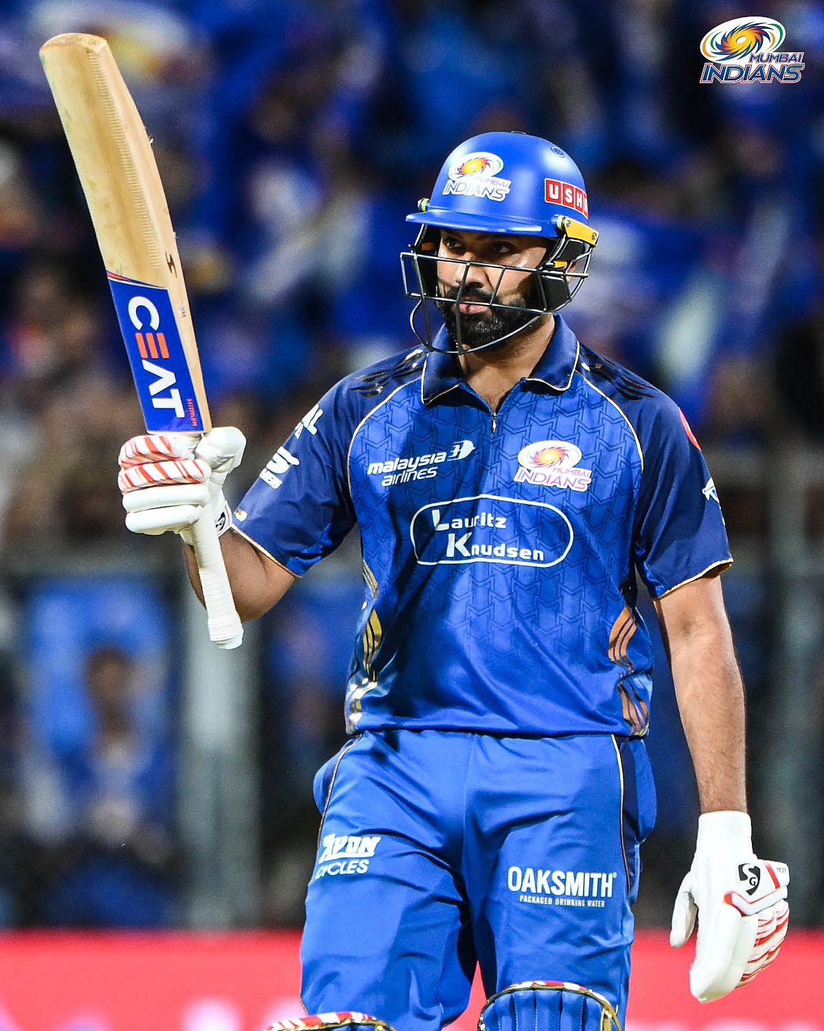 রোহিত দেখালেন ‘বুড়ো হাড়ের ভেলকি’