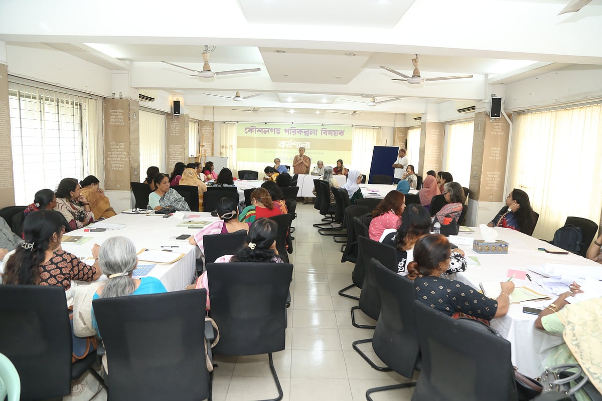 নারী যত অগ্রসর হচ্ছে, তত প্রতিবন্ধকতা আসছে