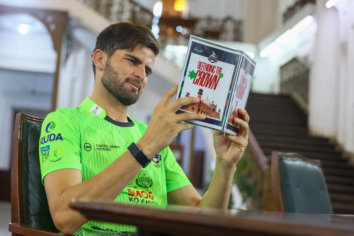 নিরাপত্তাবিধি ভাঙায় শাহিন আফ্রিদিকে ১০ লাখ রুপি জরিমানা