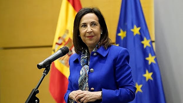 ইরানে হামলা চালাতে যাওয়া মার্কিন যুদ্ধবিমানের জন্য আকাশসীমা বন্ধ করল স্পেন