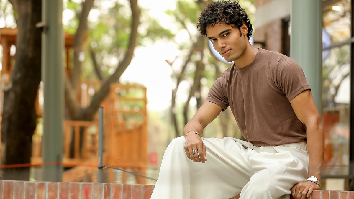 চুল কোঁকড়া করতে চাইলে কী করবেন