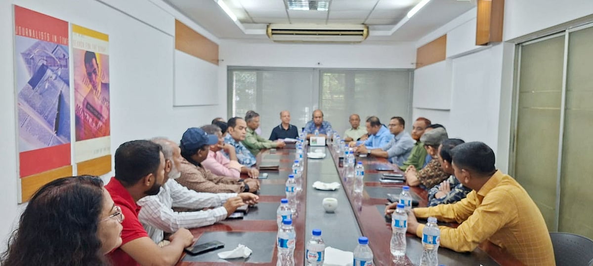সাংবাদিকদের কর্মসংস্থানে যৌথভাবে কাজ করতে ঐকমত্য