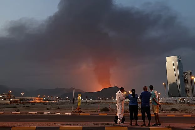 সংযুক্ত আরব আমিরাতে ড্রোন হামলা, বাংলাদেশি নিহত