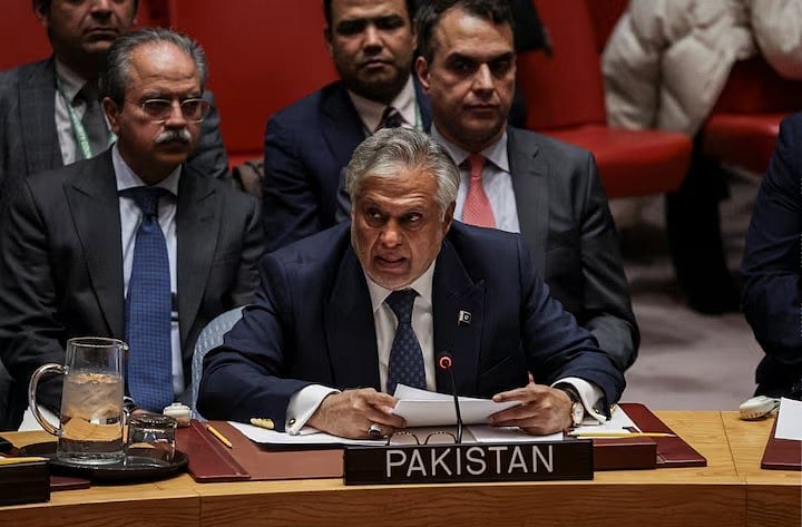 ইসলামাবাদে চার দেশের পররাষ্ট্রমন্ত্রীর সঙ্গে বৈঠকের পর বেইজিংয়ে ইসহাক দার, কারণ কী