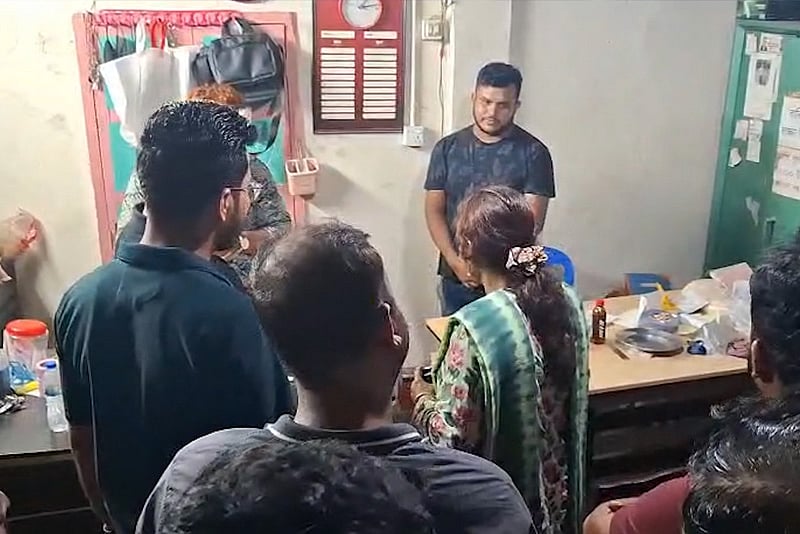 রাতের আঁধারে ৭ হাজার লিটার ডিজেল মজুত, অভিযানে জব্দ